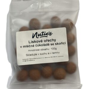 Lieskové orechy so škoricou v mličnej čokoláde